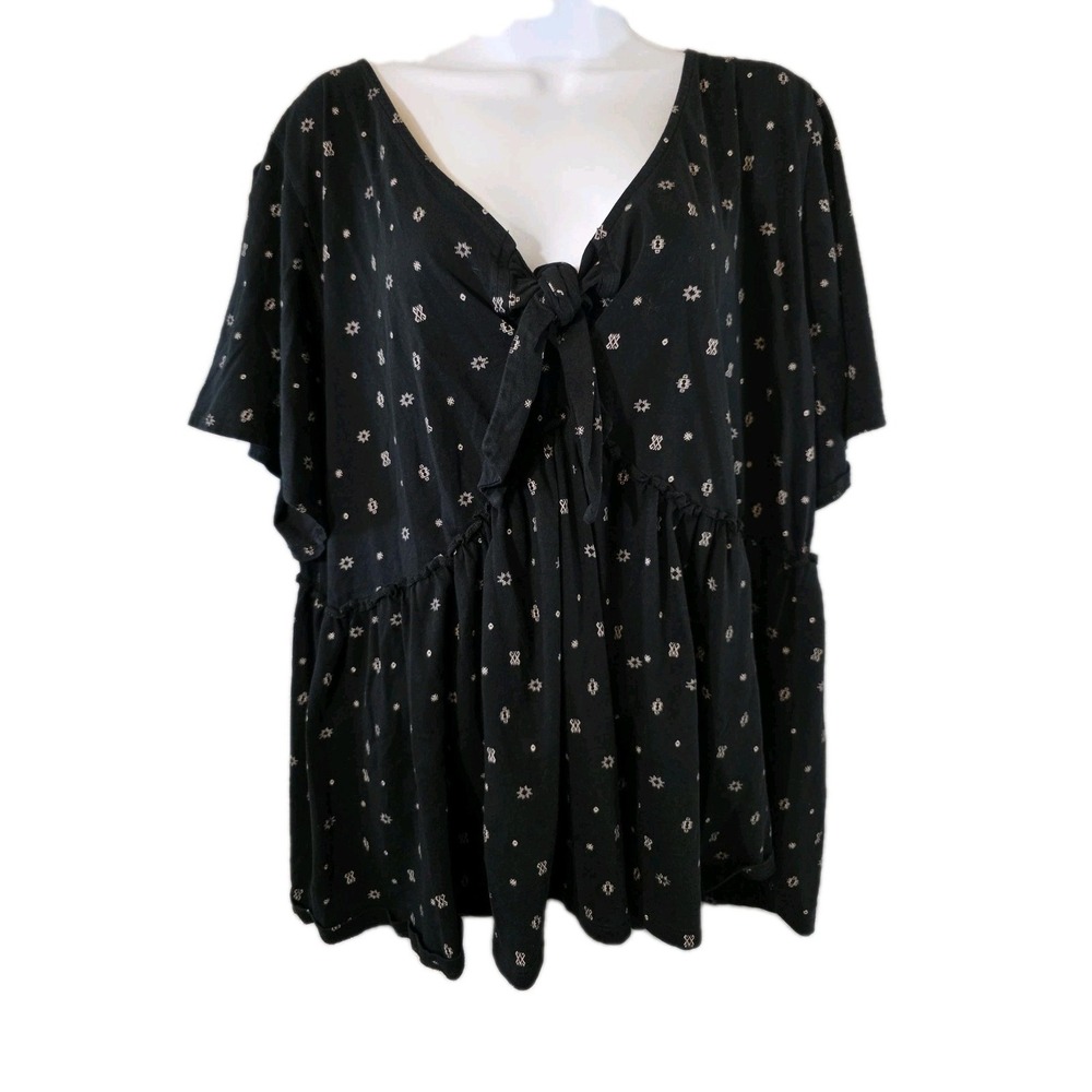 Torrid Shirt Women 3X Black Tie Front Babydoll Peplum Short Sleeve Bandana Print